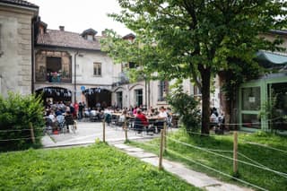Un posto a Milano - guesthouse all'interno di una cascina del 700