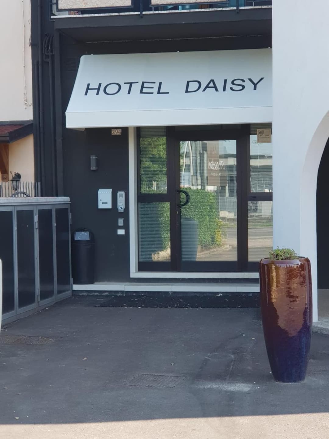 Hotel Daisy — photo 1 of 1