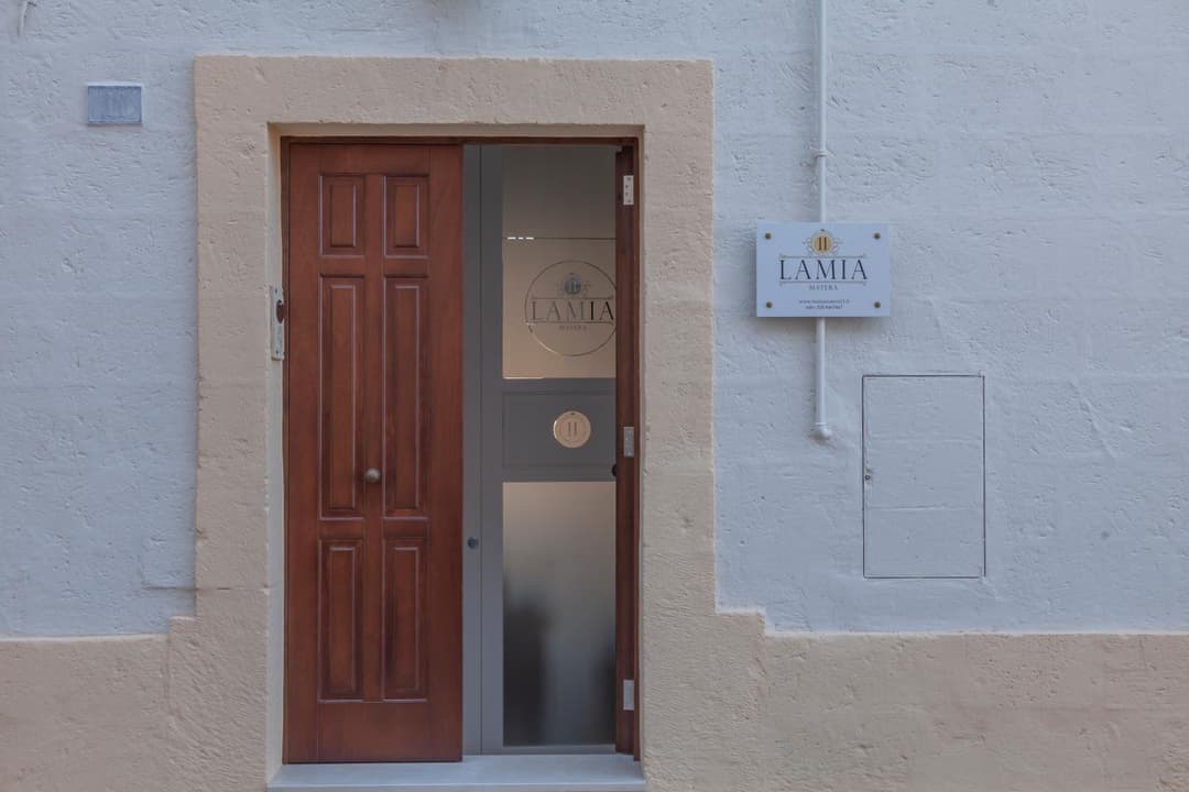 LAMIA MATERA 11 — photo 1 of 1
