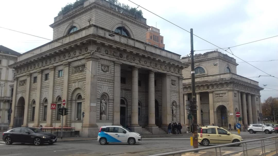 10 Via Giuseppe Sirtori — photo 1 of 1
