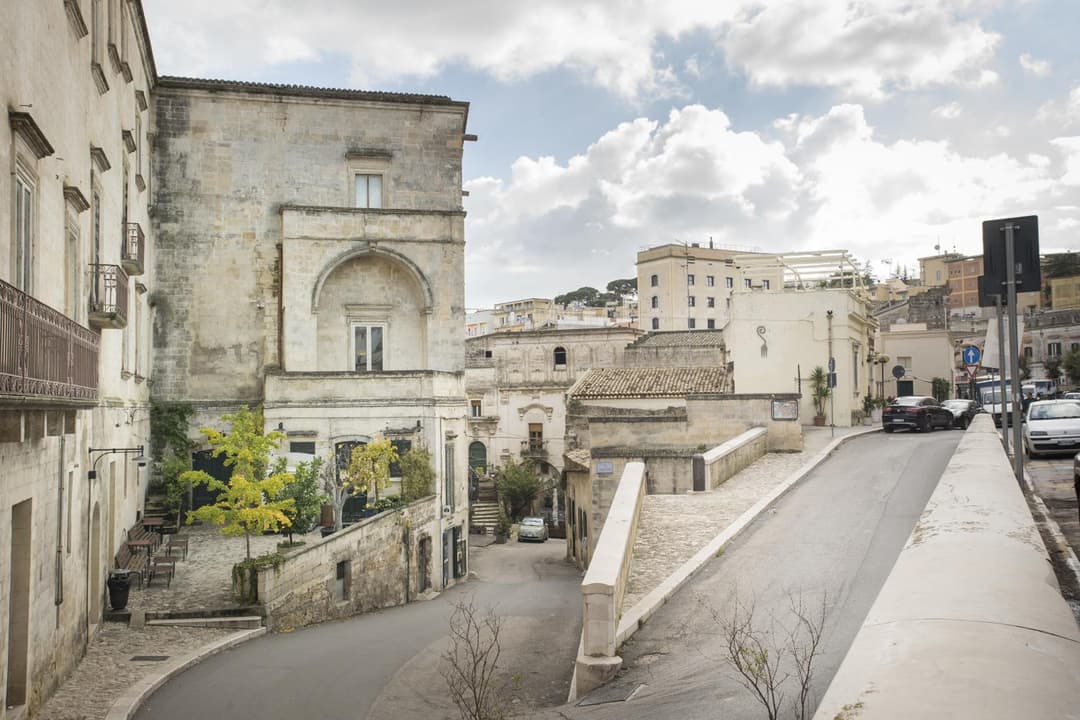 Palazzo Montemurro — photo 1 of 44