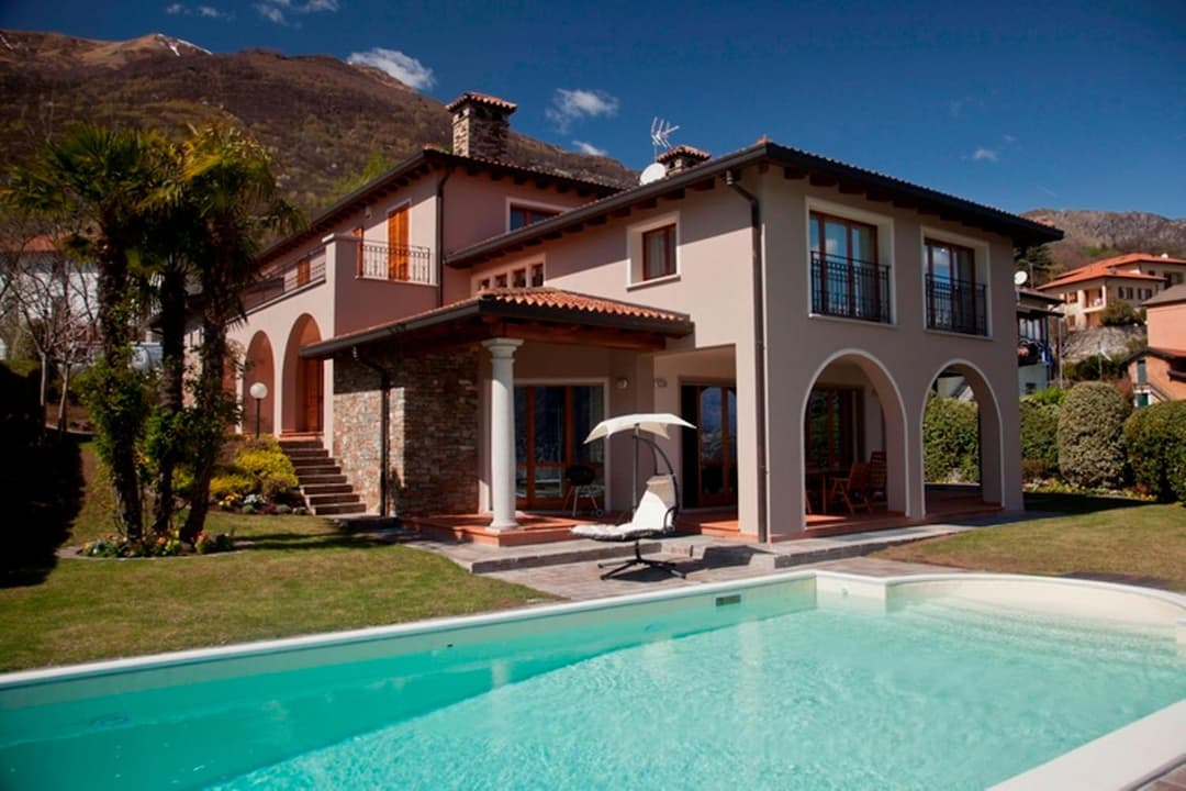 Villa Principessa - Private Villa with Panoramic Lake Como Views — photo 1 of 39