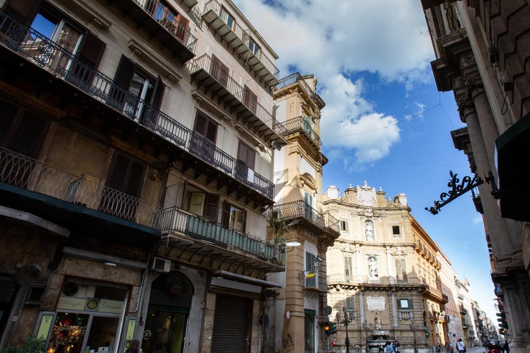 GuestHost - Quattro Canti Charming Flat — photo 1 of 1
