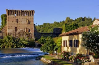 Le Finestre Su Borghetto