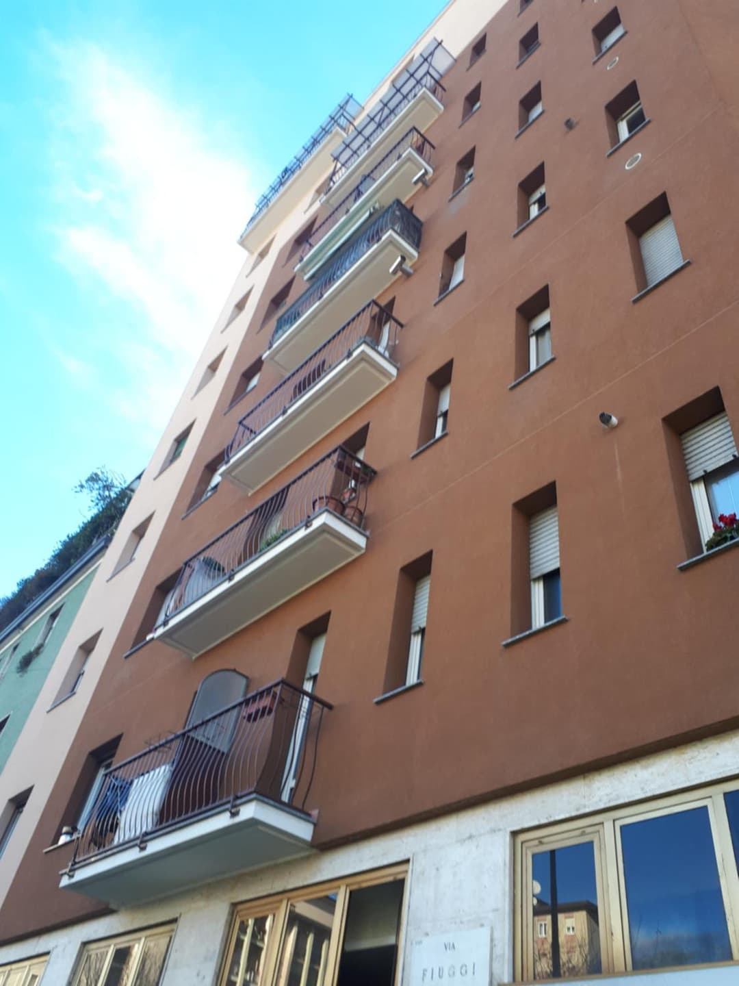 Valassina milano apartment — photo 1 of 30