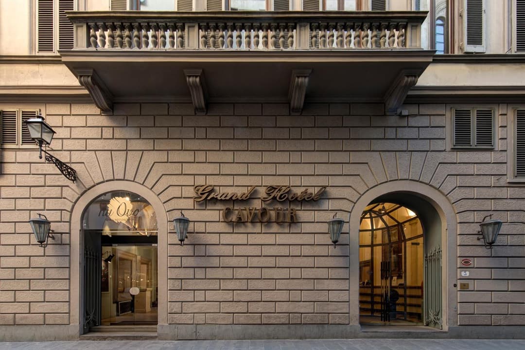 Grand Hotel Cavour — photo 1 of 72