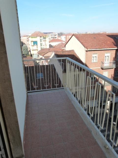 ASTI LOVELY APARTMENT — photo 1 of 25