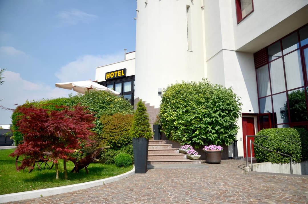 Hotel HDomus — photo 1 of 1
