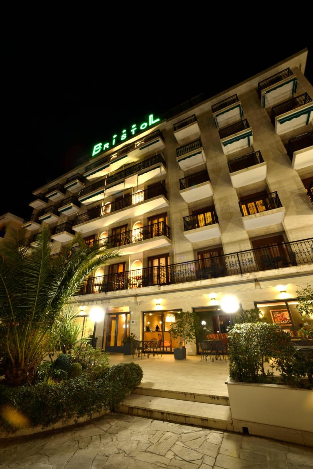 Hotel Bristol — photo 1 of 1