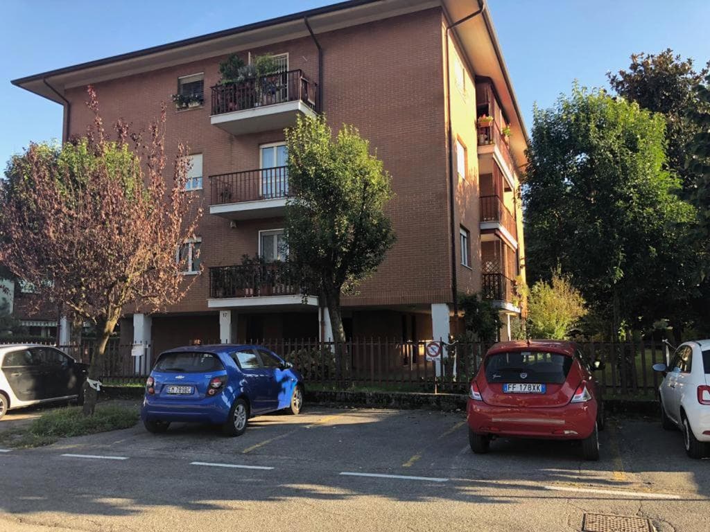 VILLA FENIX PONTE SAN PIETRO — photo 1 of 1
