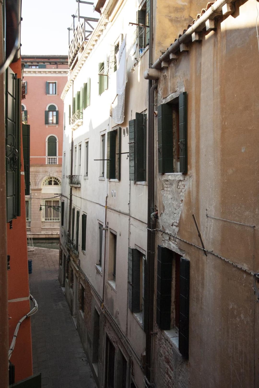 Venice Apartment — photo 1 of 1