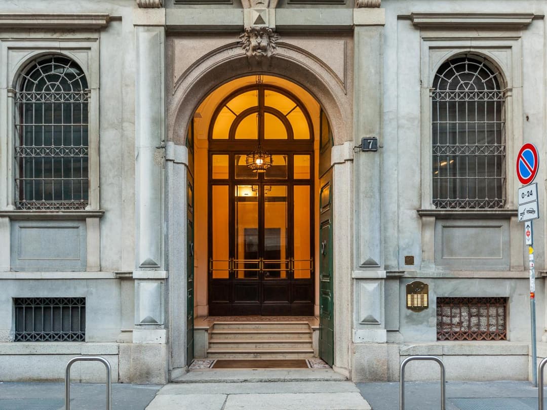easyhomes-Duomo Suites & Apartments — photo 1 of 1