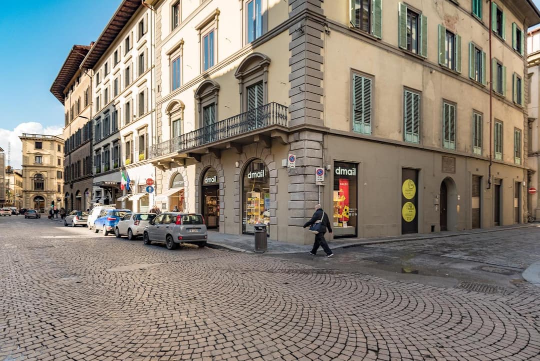 Design Apartments Florence- Florence City Center — photo 1 of 123