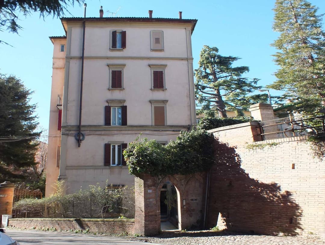 LOFT GARDEN in Bologna's heart OSPEDALE RIZZOLI — photo 1 of 37