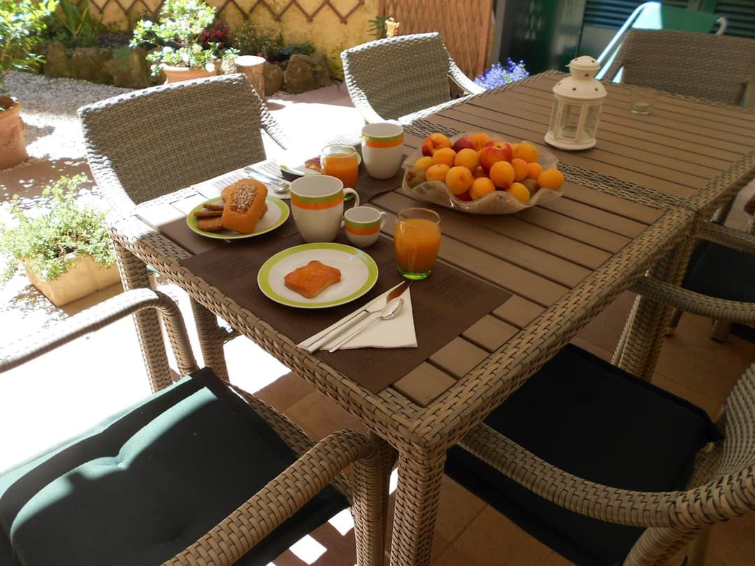 B&B Five — photo 1 of 1