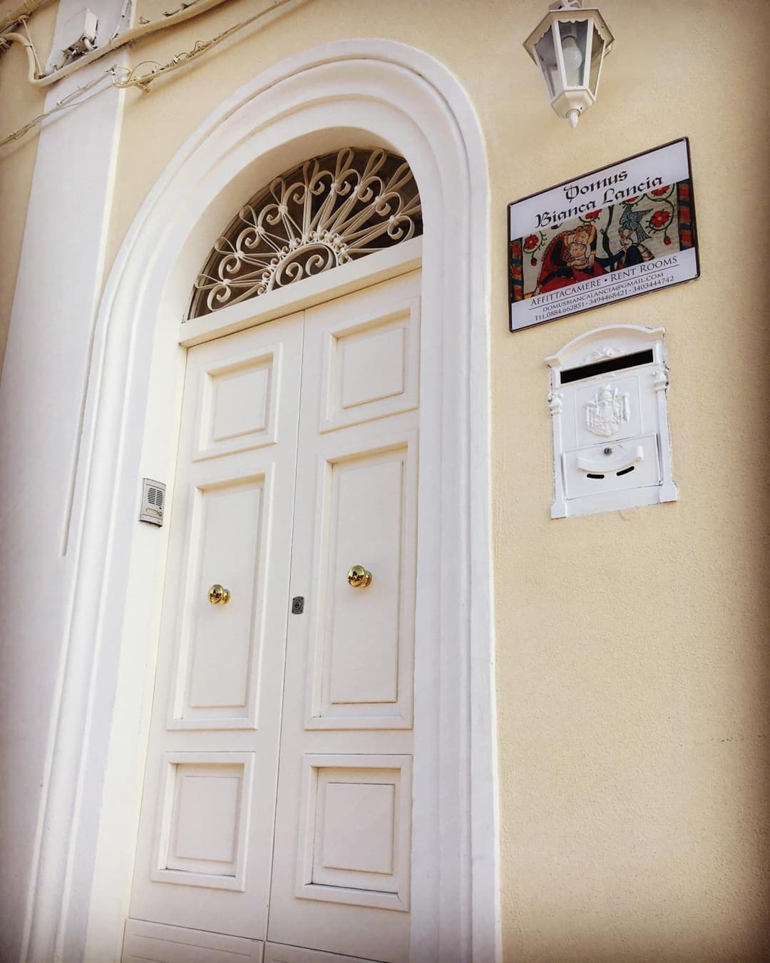 Domus Bianca Lancia — photo 1 of 1