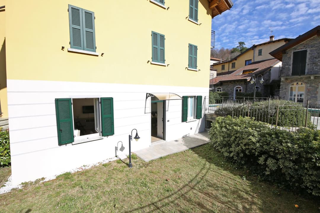 BELLAGIO DREAMS APT, pool, with private garden, near lake — photo 1 of 46