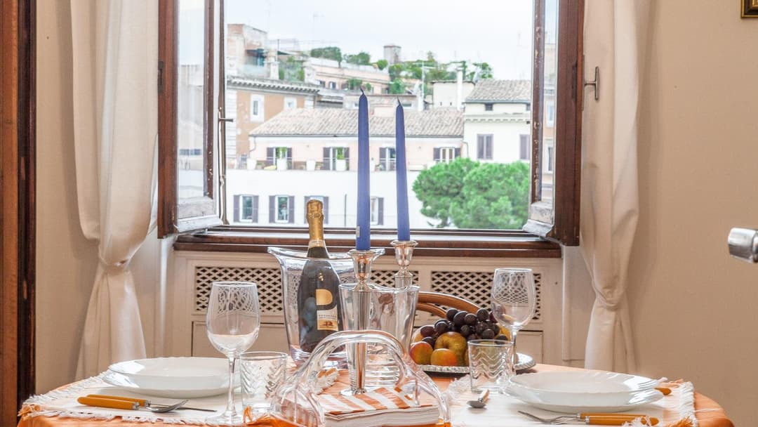 Rental In Rome Ancient View — photo 1 of 1