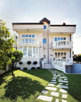 Lemon House
