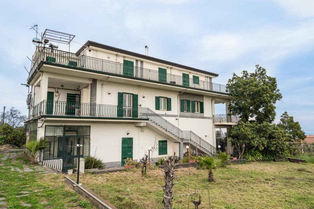 Casa Rosario — photo 1 of 53