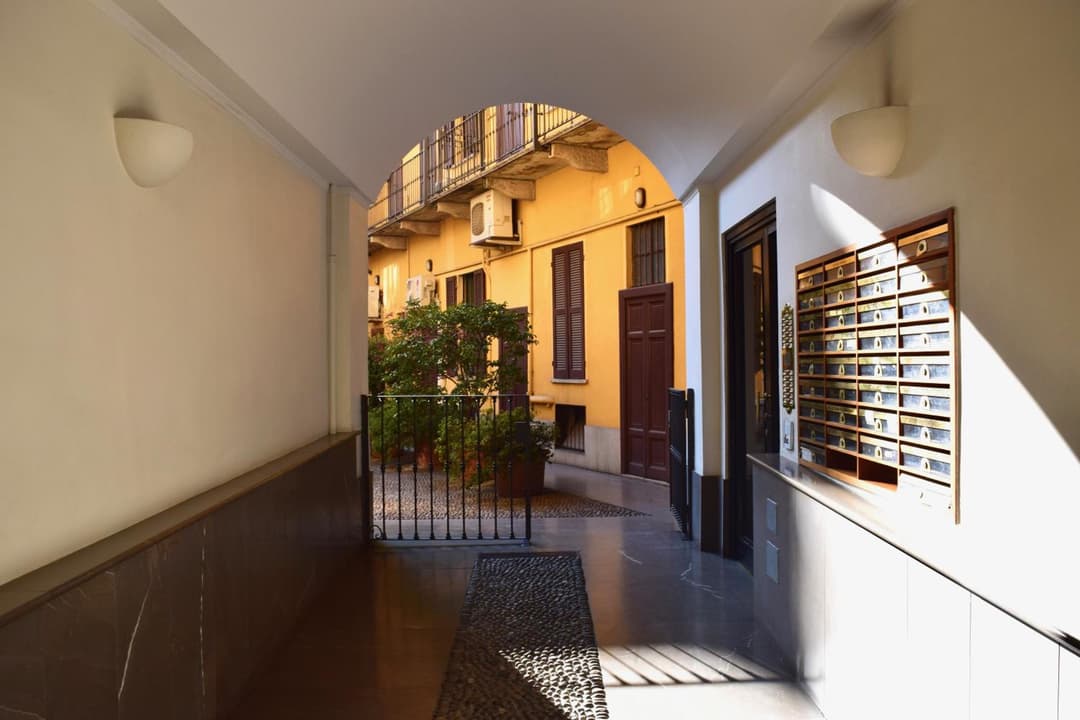 NEW! TUTTO QUI - APT WAGNER - CITY LIFE (cir01686) — photo 1 of 1