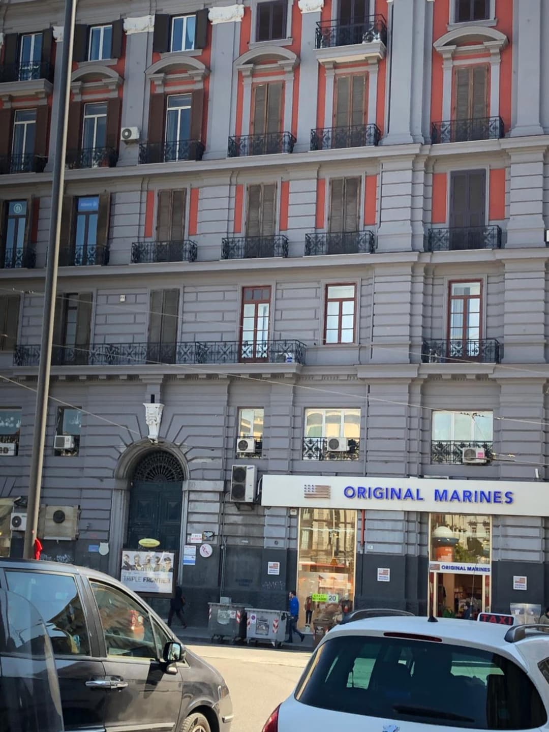 Pit Stop Napoli Centrale — photo 1 of 1
