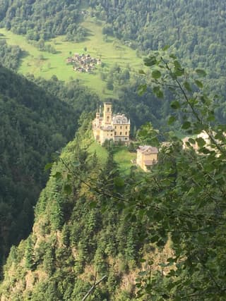 Castle - A Magic Retreat