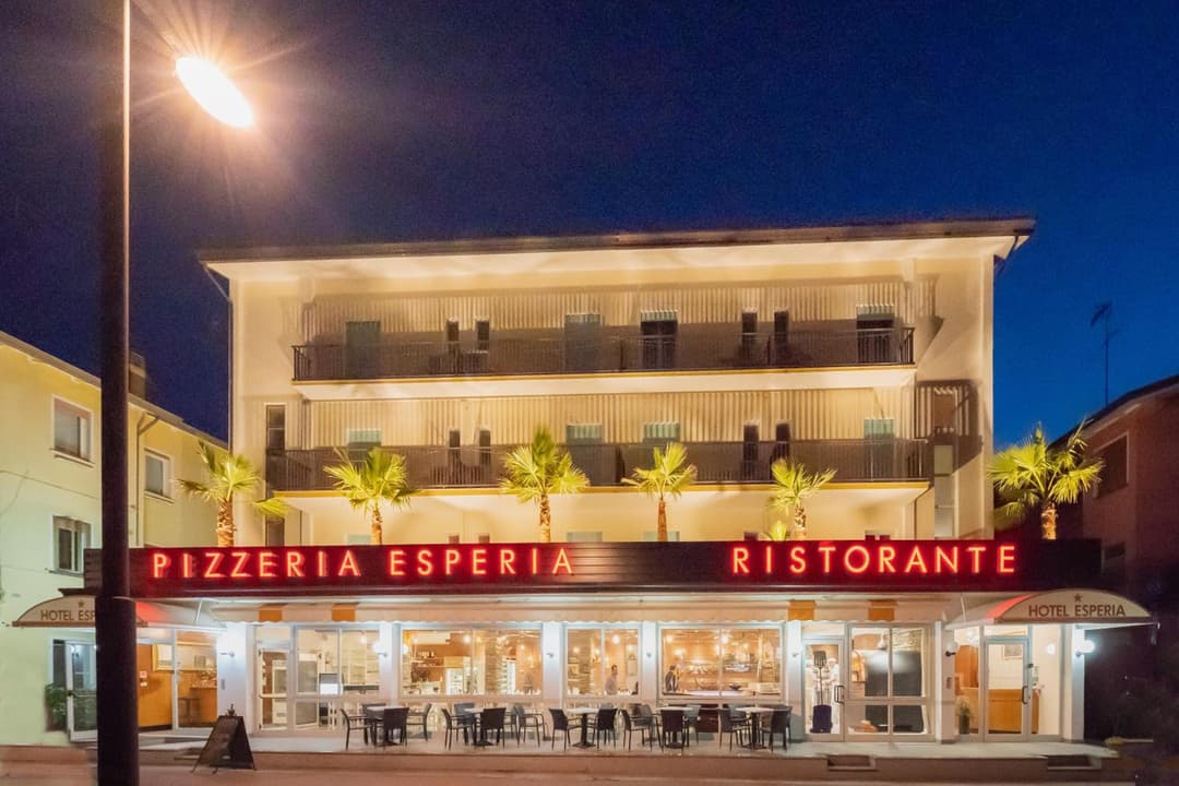 Hotel Esperia — photo 1 of 1