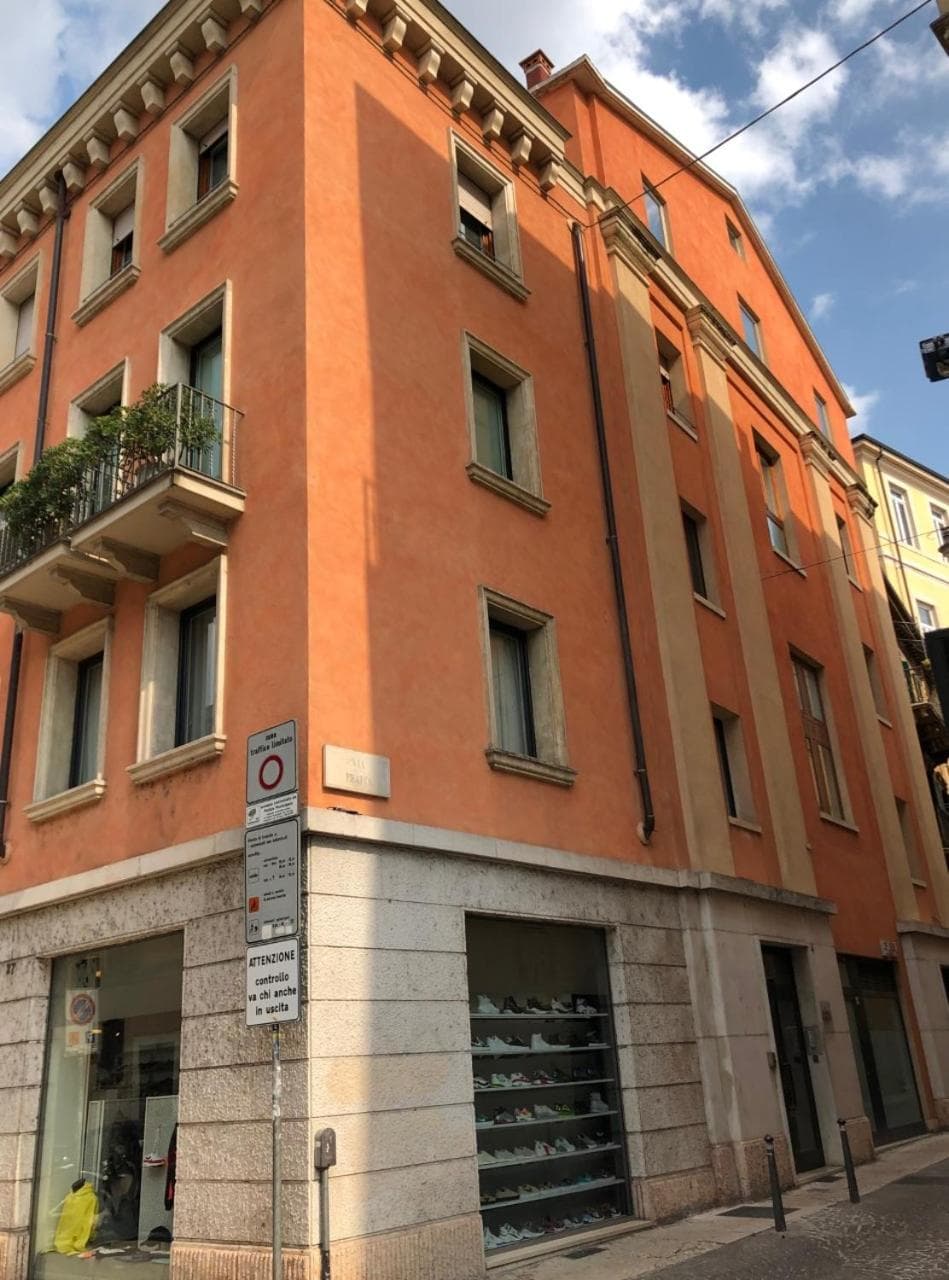 Verona Romana Apartments — photo 1 of 76