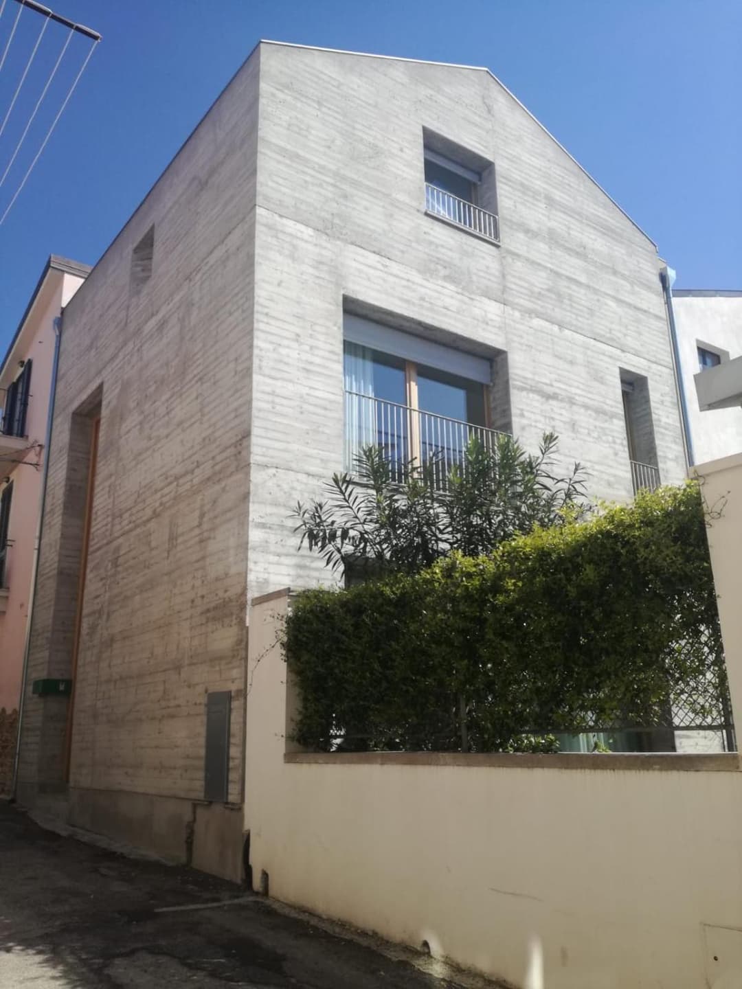 La casa di Mario tra le case — photo 1 of 1