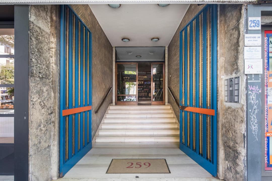 Trastevere Gallery Suites — photo 1 of 1