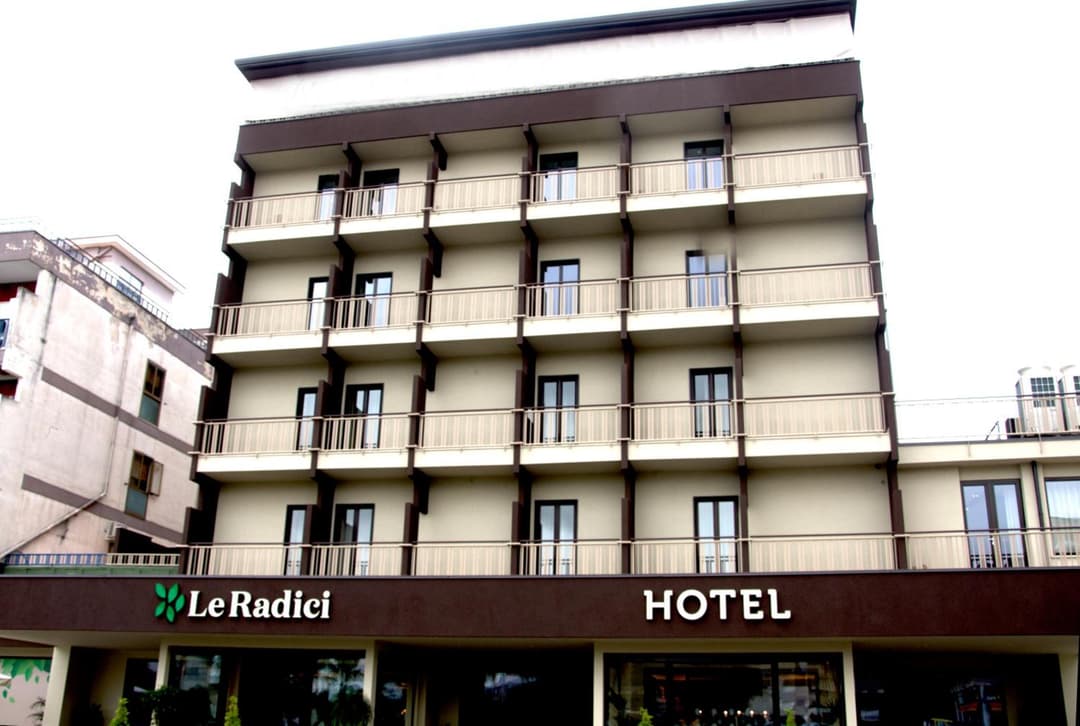 Hotel Commercio — photo 1 of 56