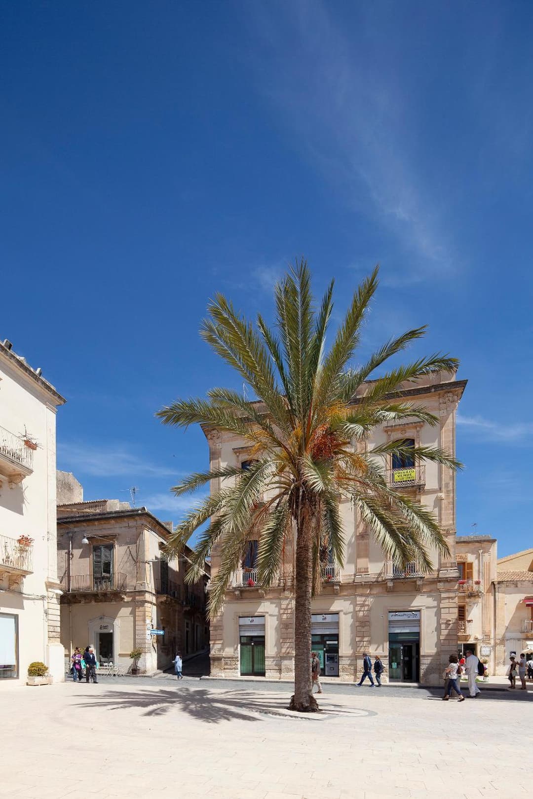 44 Steps - Enjoy Noto — photo 1 of 1