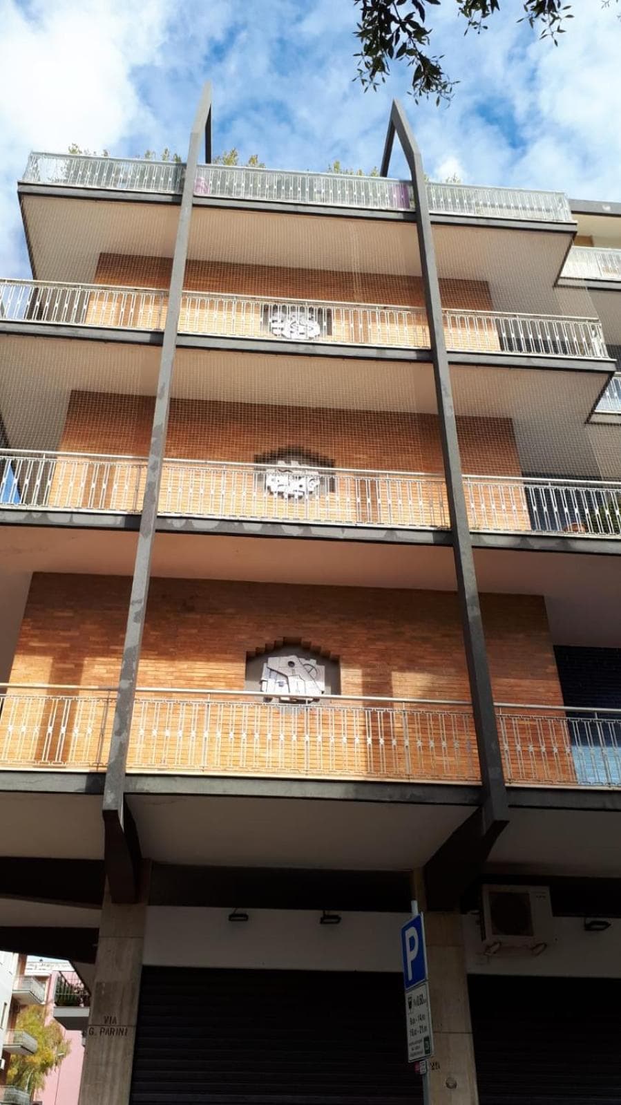 Parini Flat — photo 1 of 1