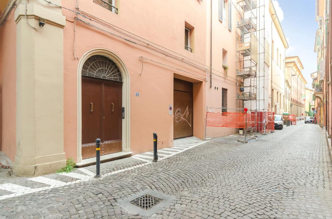 Cartoleria Suite: Spazioso, Moderno e Centrale — photo 1 of 1