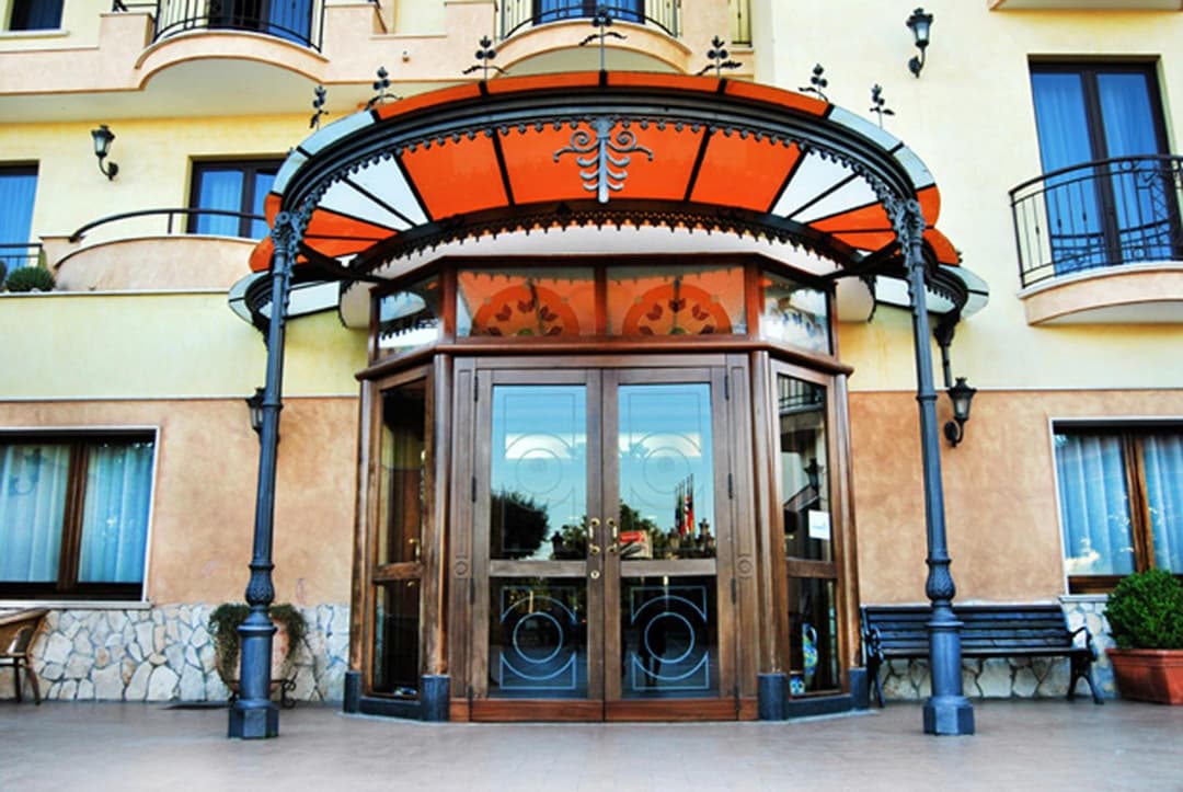 Hotel La Fayette — photo 1 of 1