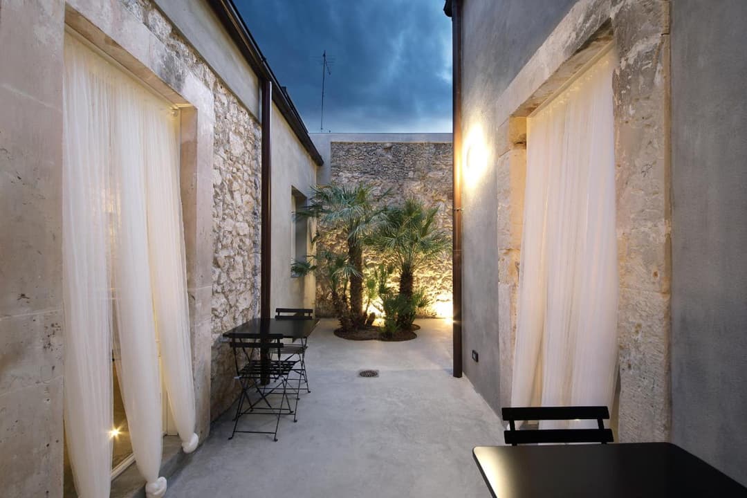 ISONZO SUITES — photo 1 of 1
