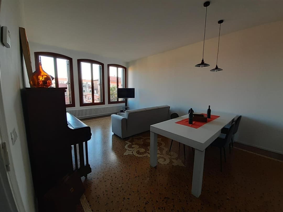 Sunrise Apartment in Giudecca — photo 1 of 1