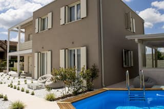 Home Suites Home