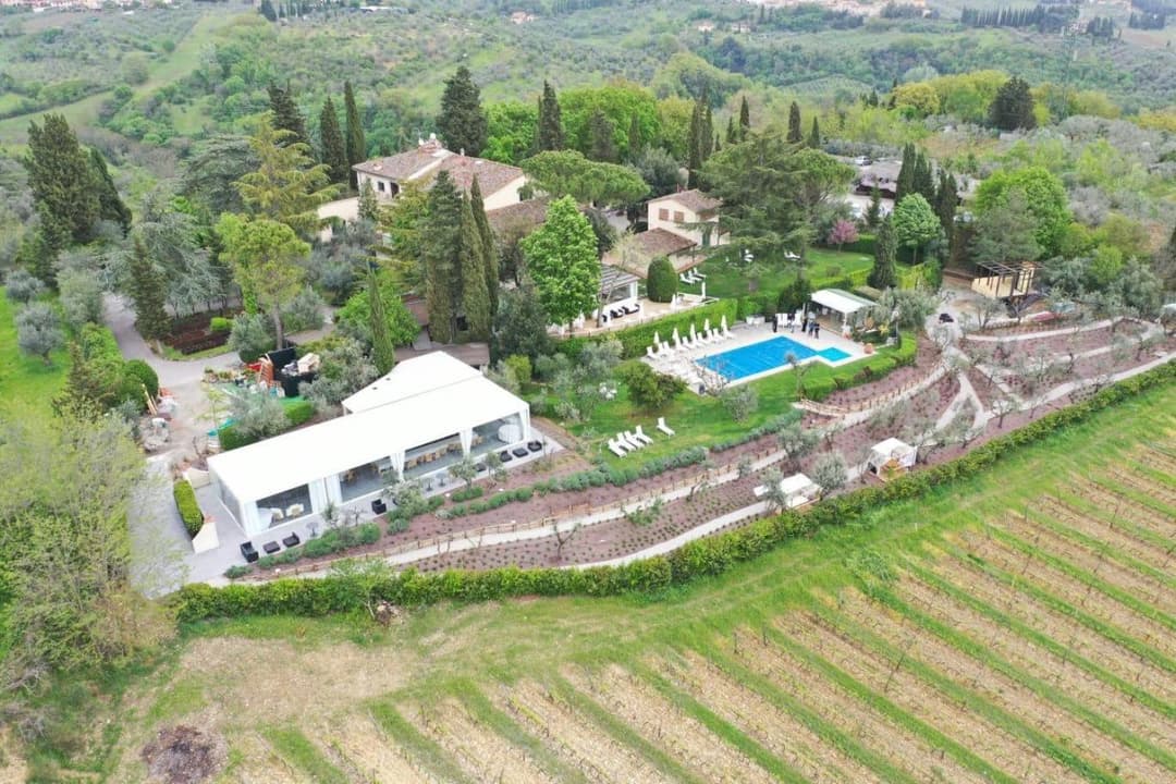 Villa I Barronci Resort & Spa — photo 1 of 190