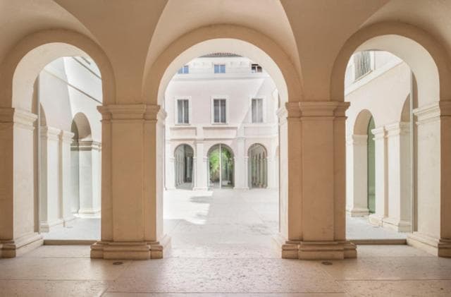 PALAZZO BECCAGUTTI CAVRIANI - Gallery Suite e Frescoes Suite — photo 1 of 1