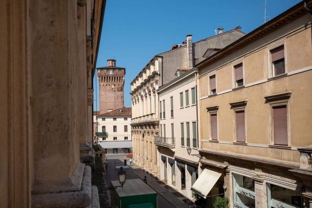 Palazzo Scamozzi — photo 1 of 40