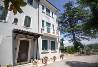 Betty's House