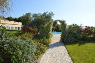 Villa Collebelvedere - Near Rome with Home Restaurant