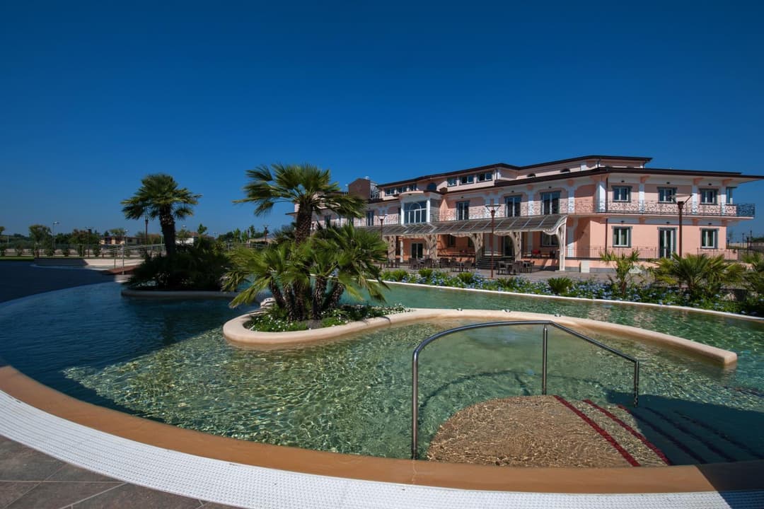 L' Araba Fenice Hotel & Resort — photo 1 of 1