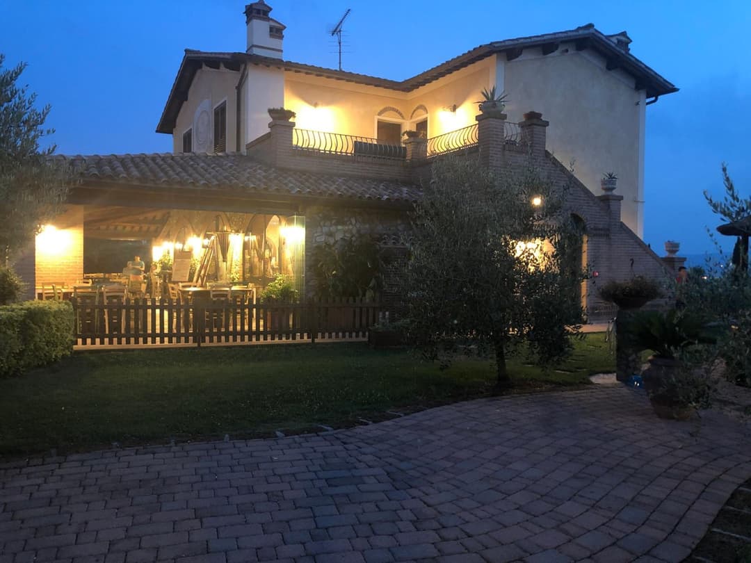 Casa in campagna a due passi dal mare — photo 1 of 94