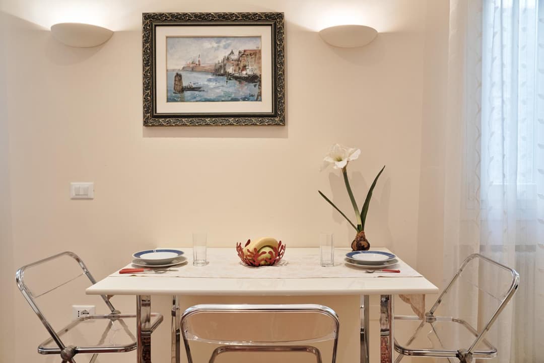 Romance in Rialto - your house to stay together — photo 1 of 1