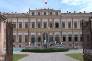 APPARTAMENTO AMPIO E INDIPENDENTE Con VISTA GIARDINO