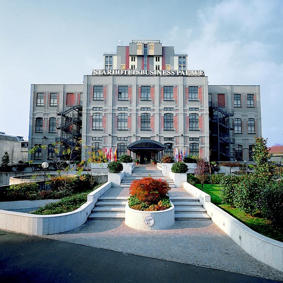 Starhotels Business Palace — photo 1 of 1