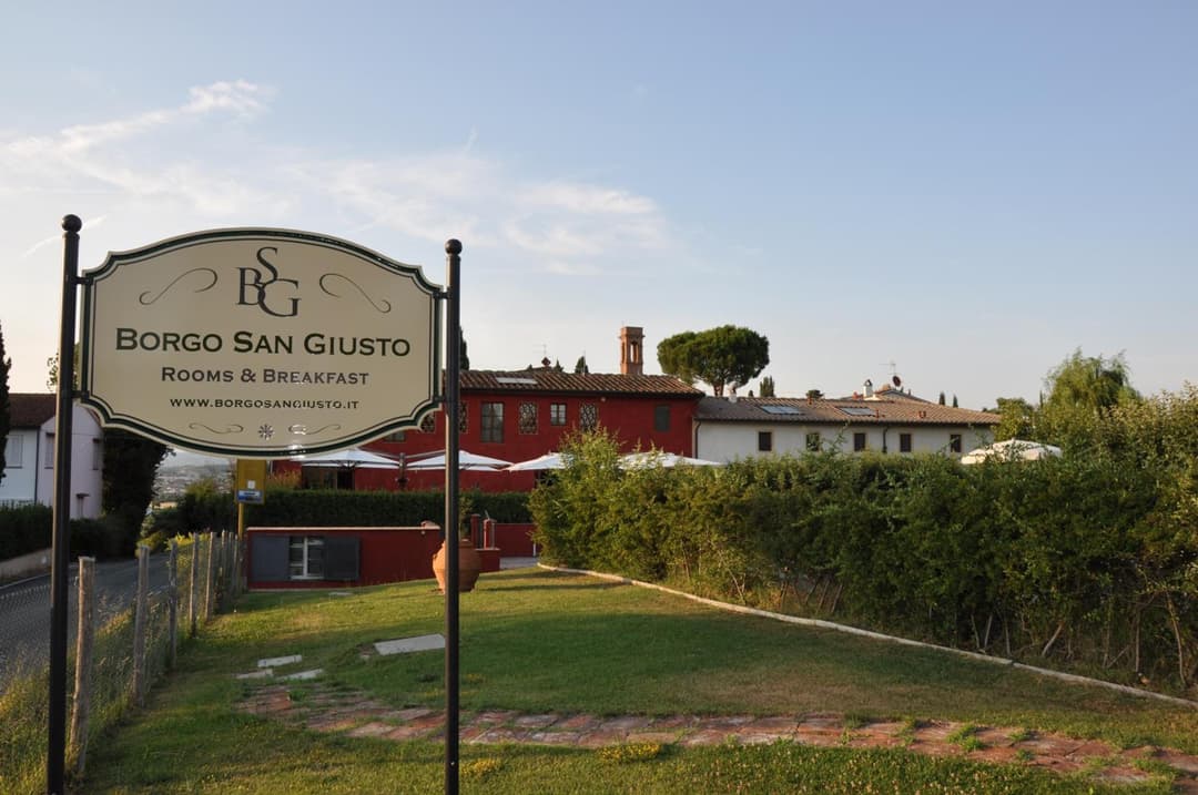 Borgo San Giusto — photo 1 of 81